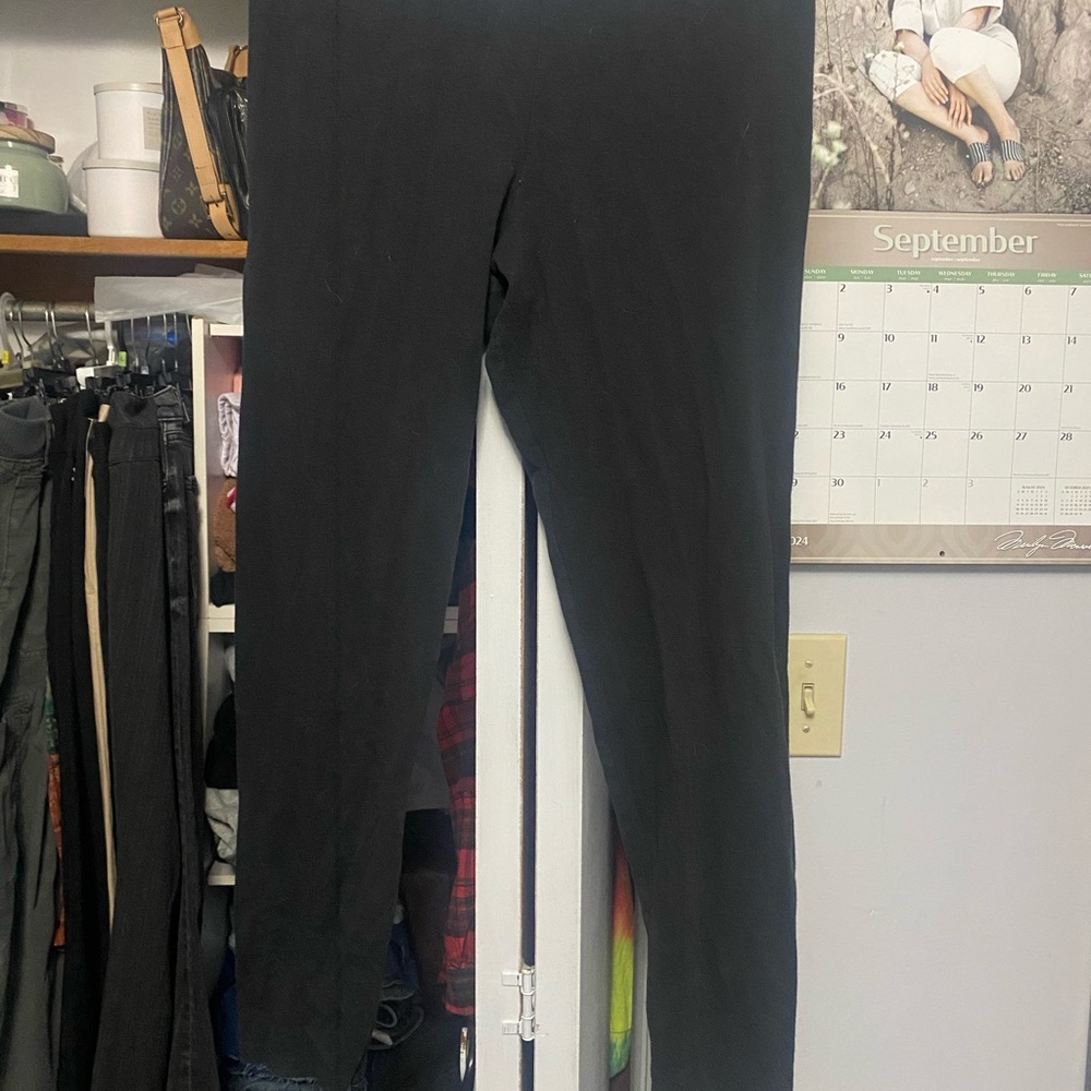 Leggings - Picture 2 of 3